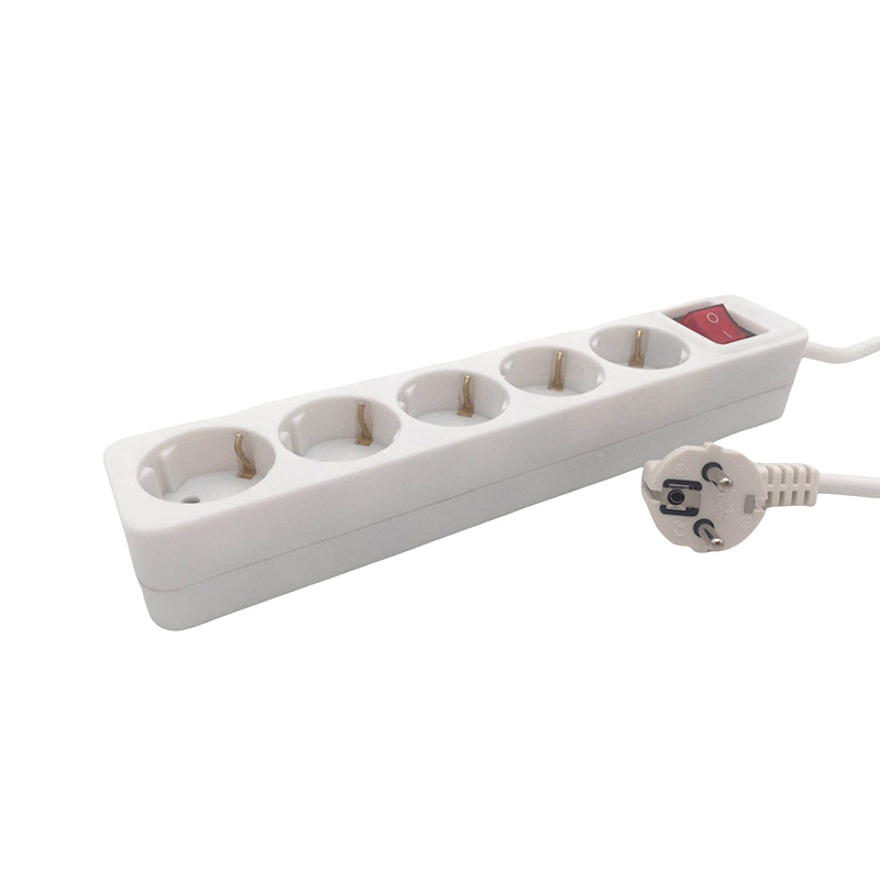 Fireproof PP Shell 5 Outlets Socket Standard EU با سوئیچ Fireproof PP Shell 5 Outlets Socket Standard EU با سوئیچ
